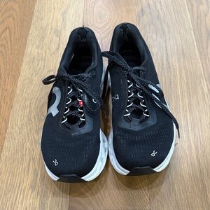 OnCloud Cloudmonster Shoe